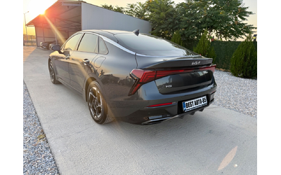 KIA K5 - автомобили, коли, обяви за нови и употребявани 6