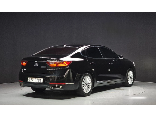 Kia K7 3.0 LPI Luxury - автомобили, коли, обяви за нови и употребявани 1