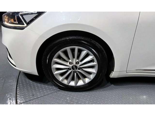 Kia K7 3.0 LPI Luxury - автомобили, коли, обяви за нови и употребявани 4