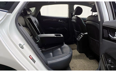 Kia K7 3.0 LPI Luxury - автомобили, коли, обяви за нови и употребявани 11