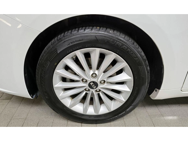 Kia K7 3.0 LPI Luxury - автомобили, коли, обяви за нови и употребявани 4