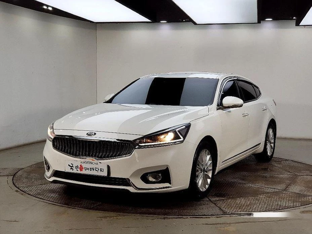 Kia K7 3.0 LPG Deluxe - автомобили, коли, обяви за нови и употребявани 0