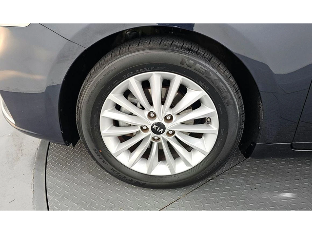 Kia K7 3.0 LPG Deluxe - автомобили, коли, обяви за нови и употребявани 4