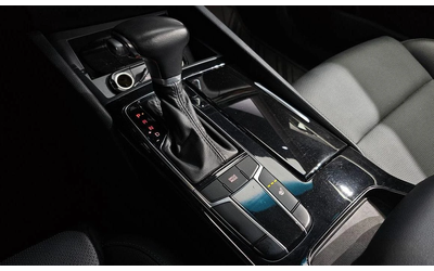 Kia K7 3.0 LPI Deluxe * НАЙ-ДОБРА ЦЕНА В БЪЛГАРИЯ* - автомобили, коли, обяви за нови и употребявани 8