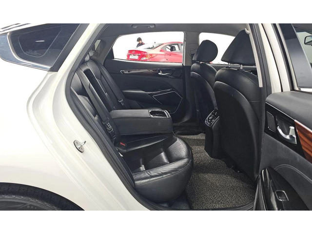 Kia K7 3.0 LPI  Deluxe * НАЙ-ДОБРА ЦЕНА В БЪЛГАРИЯ* - автомобили, коли, обяви за нови и употребявани 11