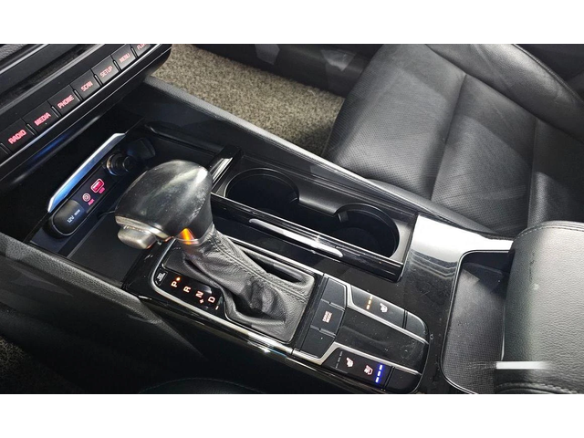 Kia K7 3.0 LPI  Deluxe * НАЙ-ДОБРА ЦЕНА В БЪЛГАРИЯ* - автомобили, коли, обяви за нови и употребявани 8