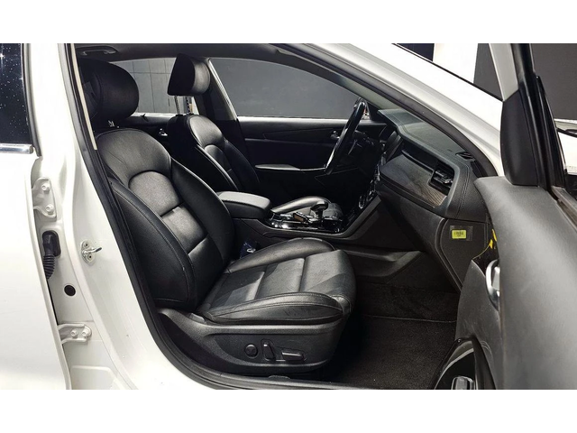 Kia K7 3.0 LPI Prestige - автомобили, коли, обяви за нови и употребявани 9