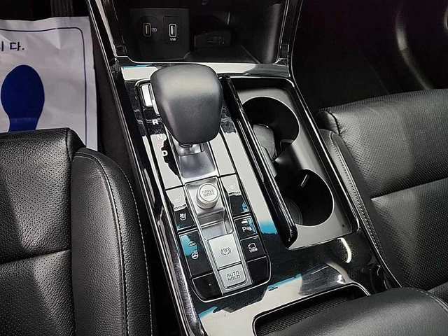 Kia K7 3.0 LPI Prestige  * НАЙ-ДОБРА ЦЕНА В БЪЛГАРИЯ* - автомобили, коли, обяви за нови и употребявани 7