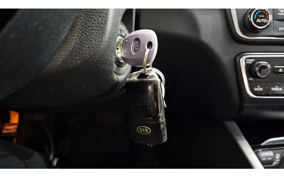 Kia K7 3.0LPI autogeorge.com - автомобили, коли, обяви за нови и употребявани 14