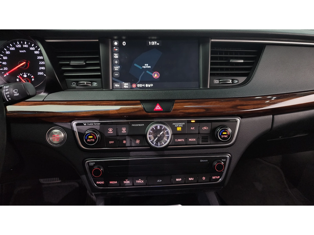 Kia K7 3.0LPI NOBLESSE autogeorge.com - автомобили, коли, обяви за нови и употребявани 16