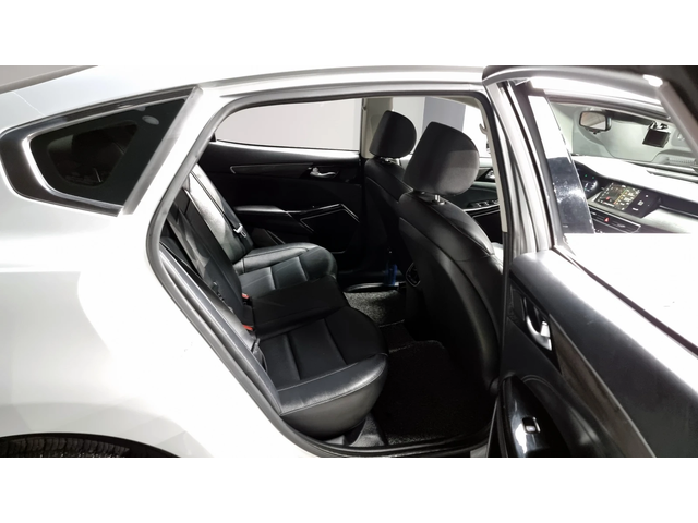 Kia K7 3.0LPI STANDARD autogeorge.com - автомобили, коли, обяви за нови и употребявани 10