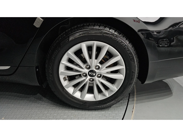 Kia K7 3.0LPI PRESTIGE autogeorge.com - автомобили, коли, обяви за нови и употребявани 4