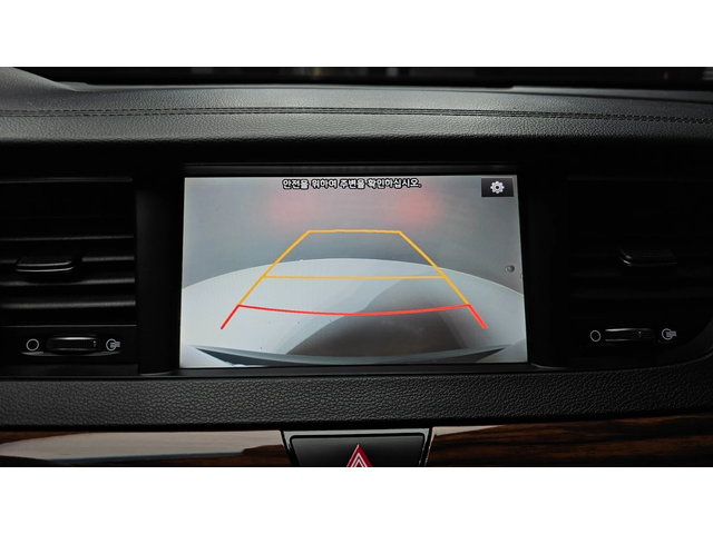 Kia K7 3.0* Luxury* Navi* Camera* LPG - автомобили, коли, обяви за нови и употребявани 12