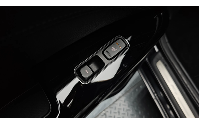 Kia K7 3.0* Luxury* Navi* Camera* LPG - автомобили, коли, обяви за нови и употребявани 15