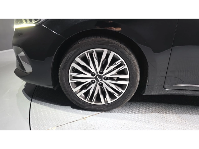 Kia K7 Premier 2.5 GDI Noblesse - автомобили, коли, обяви за нови и употребявани 4