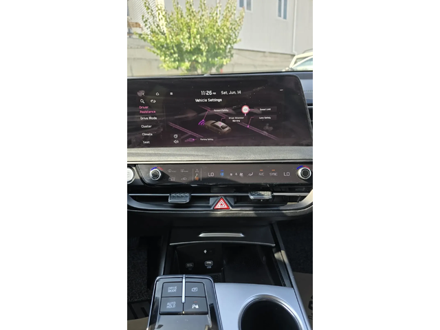 Kia K8 НАЛИЧНА!!! 3.5 LPG - автомобили, коли, обяви за нови и употребявани 8