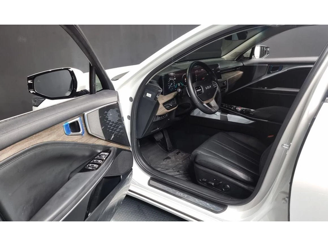 Kia K8 3.5 LPG 2WD Trendy - автомобили, коли, обяви за нови и употребявани 9