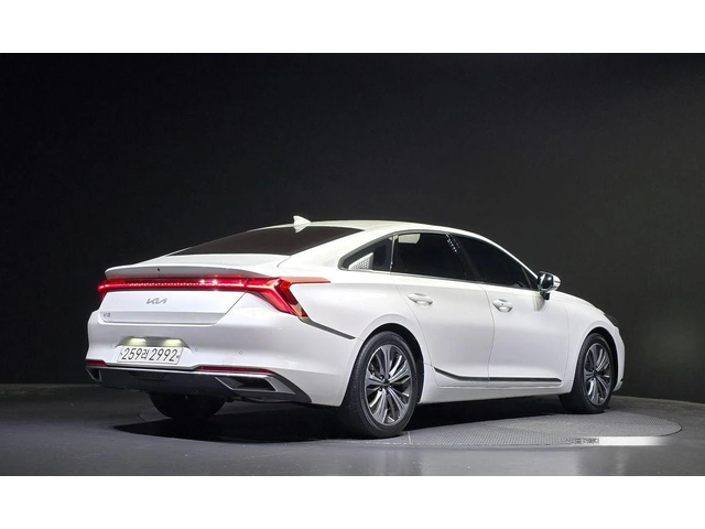 Kia K8 3.5 LPG 2WD Prestige - автомобили, коли, обяви за нови и употребявани 1