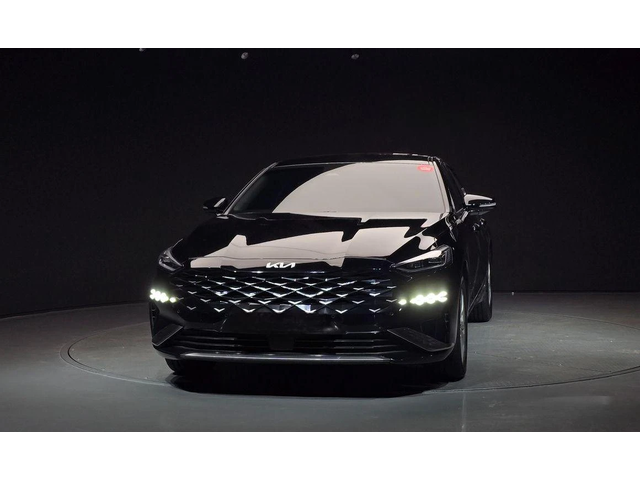 Kia K8 3.5 LPG 2WD Trendy - автомобили, коли, обяви за нови и употребявани 2
