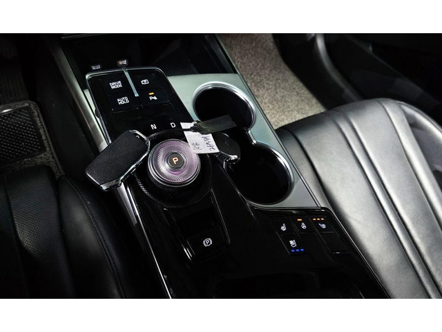 Kia K8 3.5 LPG 2WD Trendy - автомобили, коли, обяви за нови и употребявани 8