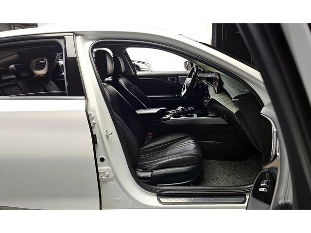 Kia K8 3.5 LPG 2WD Trendy - автомобили, коли, обяви за нови и употребявани 9