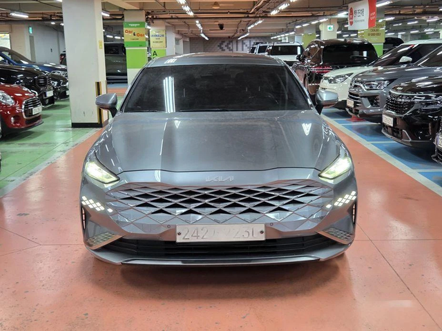 Kia K8 3.5 LPG 2WD Trendy - автомобили, коли, обяви за нови и употребявани 0