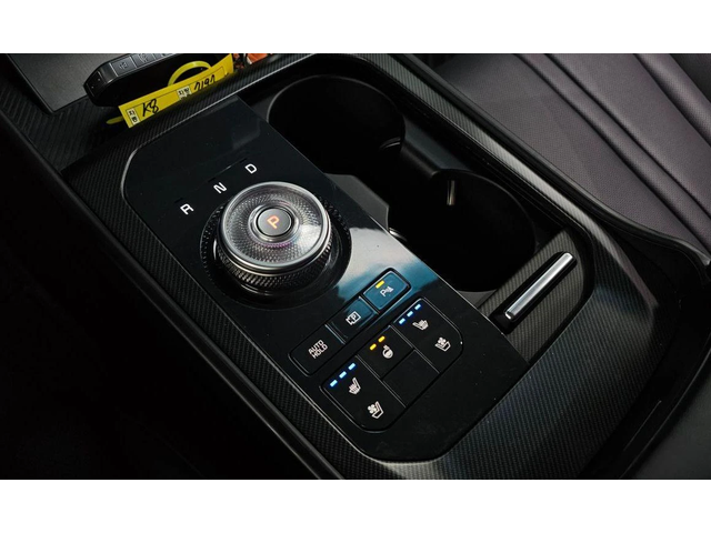 Kia K8 3.5 LPG 2WD Nobleless - автомобили, коли, обяви за нови и употребявани 8