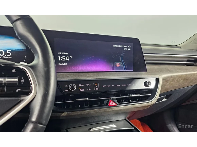 Kia K8 3.5 LPG 2WD Trendy* НИСКИ КИЛОМЕТРИ* - автомобили, коли, обяви за нови и употребявани 12