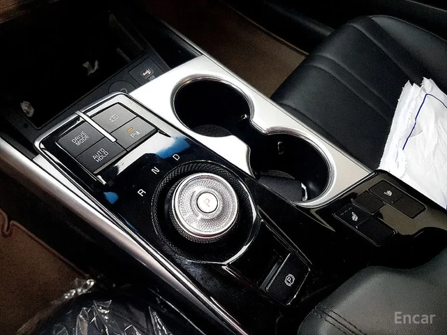 Kia K8 3.5 LPG 2WD Standard * НАЙ-ДОБРА ЦЕНА В БЪЛГАРИЯ* - автомобили, коли, обяви за нови и употребявани 8