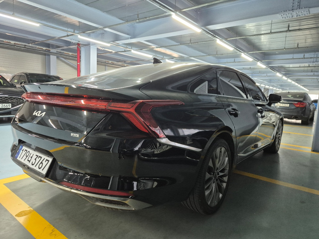 KIA K8 - автомобили, коли, обяви за нови и употребявани 3