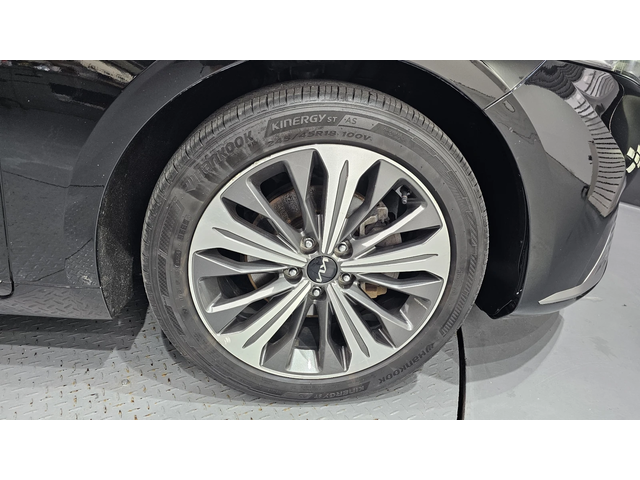 Kia K8 HYBRID SIGNATURE autogeorge.com - автомобили, коли, обяви за нови и употребявани 4