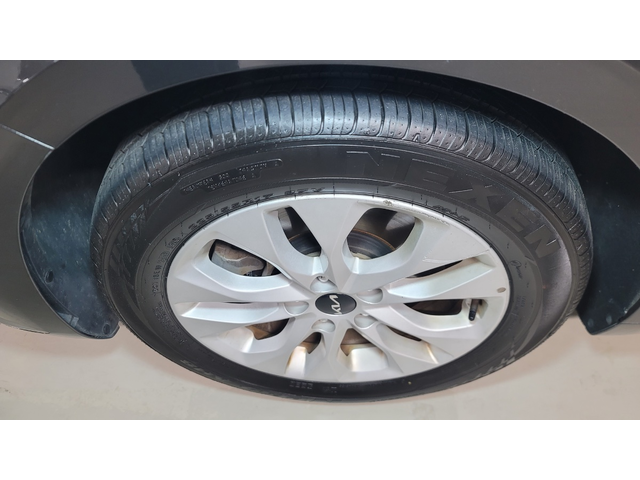 KIA K8 - автомобили, коли, обяви за нови и употребявани 26