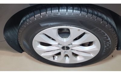 KIA K8 - автомобили, коли, обяви за нови и употребявани 27