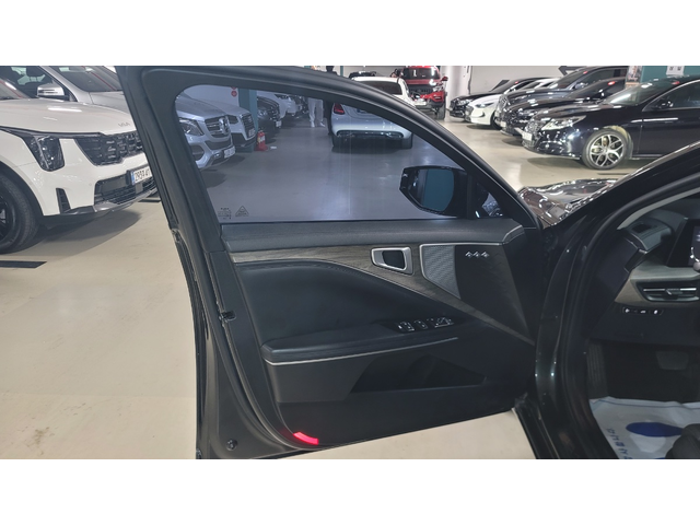 KIA K8 - автомобили, коли, обяви за нови и употребявани 8