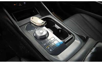 Kia K8 3.5 Lpg 2Wd - автомобили, коли, обяви за нови и употребявани 6