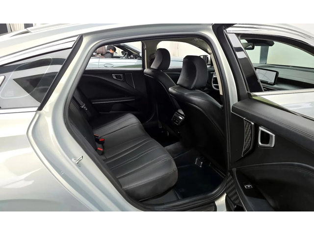 Kia K8 3.5 Lpg 2Wd - автомобили, коли, обяви за нови и употребявани 9