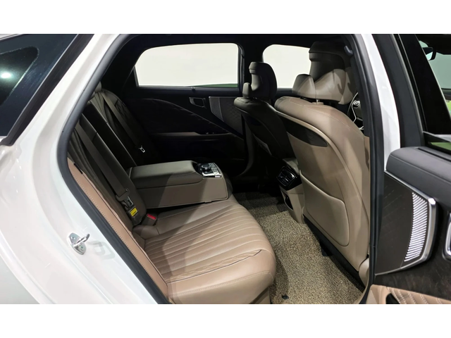 Kia K8 K8 Hybrid Signature - автомобили, коли, обяви за нови и употребявани 11