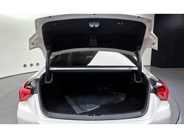 Kia K8 K8 Hybrid Signature - автомобили, коли, обяви за нови и употребявани 16