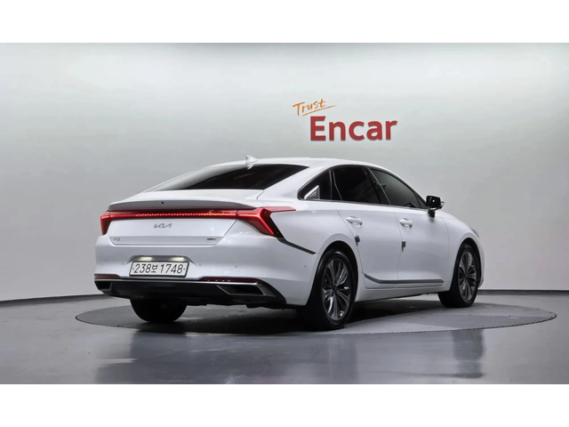 Kia K8 K8 Hybrid Signature - автомобили, коли, обяви за нови и употребявани 1