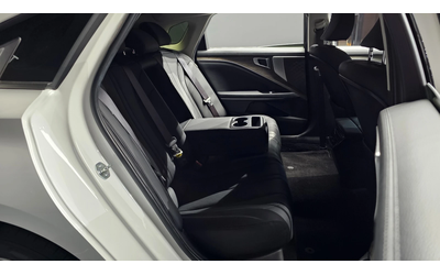Kia K8 3.5* LPG* 360* Navi* АВТОКРЕДИТ - автомобили, коли, обяви за нови и употребявани 11