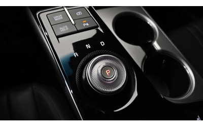 Kia K8 3.5* LPG* 360* Navi* АВТОКРЕДИТ - автомобили, коли, обяви за нови и употребявани 8