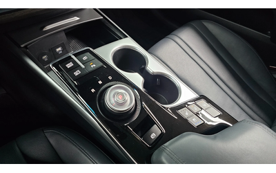Kia K8 * Hybrid* Camera* Lane Asist* АВТОКРЕДИТ - автомобили, коли, обяви за нови и употребявани 11