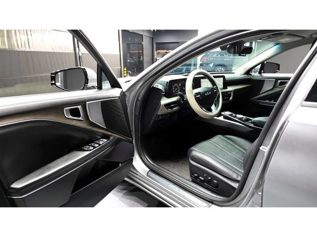 Kia K8 2024* DSITRONIK* ОБДУХ* МАСАЖ* LPG* КРАЙНА ЦЕНА - автомобили, коли, обяви за нови и употребявани 8
