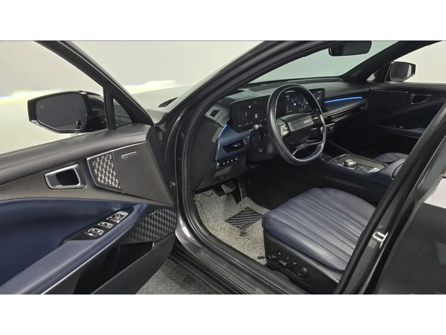 Kia K8 SIGNATURE BLACK / 360 КАМЕРИ / МАСАЖ / ОБДУХ /ПАНО - автомобили, коли, обяви за нови и употребявани 10