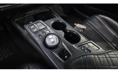 Kia K8 3.5* NOBLESSE* КОЖА* ПОДГРЕВ* КАМЕРА* ОБДУХВАНЕ* L - автомобили, коли, обяви за нови и употребявани 7