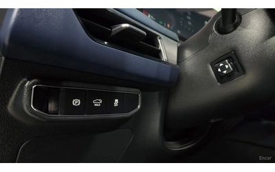Kia K8 3.5* Signature Black* 360* HUD* ПОДГРЕВ* ОБДУХВАНЕ - автомобили, коли, обяви за нови и употребявани 12