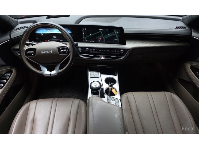 Kia K8 HYBRID* NOBLESSE* ПОДГРЕВ* ОБДУХВАНЕ* LANE* ASSIST - автомобили, коли, обяви за нови и употребявани 6