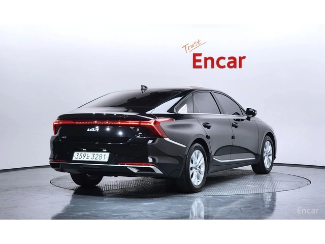 Kia K8 2.5* NOBLESSE* ПОДГРЕВ* ОБДУХВАНЕ* LANE* ASSIST* 3 - автомобили, коли, обяви за нови и употребявани 1