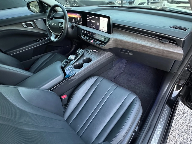Kia K8 3.5 LPG ! 2WD ! Trendy ! - автомобили, коли, обяви за нови и употребявани 10