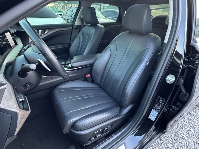 Kia K8 3.5 LPG ! 2WD ! Trendy ! - автомобили, коли, обяви за нови и употребявани 6